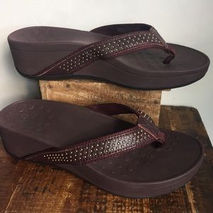 Vionic Merlot Studded Sandals